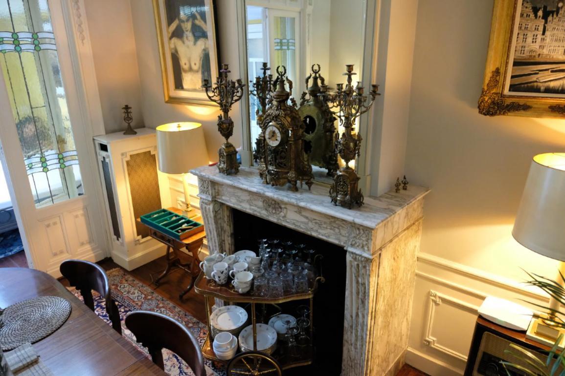 Magnificent Mansion, Top Location *